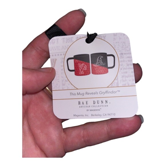 Rae Dunn Harry Potter Mug "Welcome To Hogwarts" Color Changing Gryffindor 2023 - Picture 4 of 4